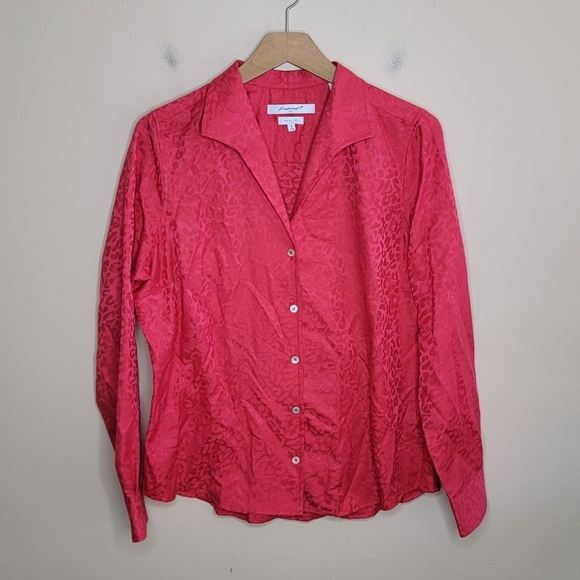 Foxcroft | Red Tonal Leopard Print Fitted Button Front Shirt Size 8 - Picture 1 of 4